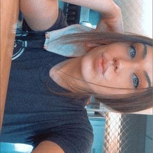 Meet your Posher, Tiffany